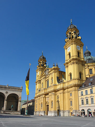 Fotos Theatinerkirche | München