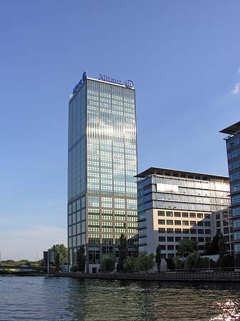 Allianztower