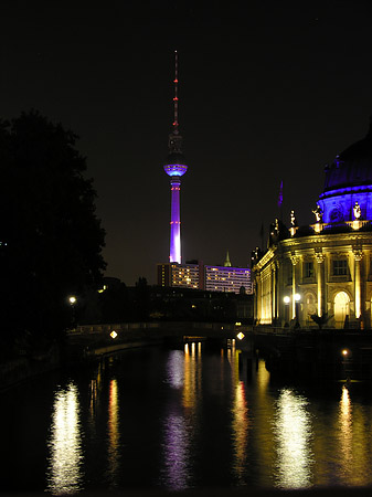 Bodemuseum und Fernsehturm Foto 