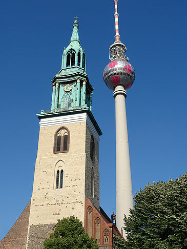 Fernsehturm und Marienkirche Foto 