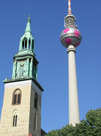 Foto Fernsehturm und Marienkirche