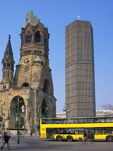 Fotos Bus an der Gedächtniskirche