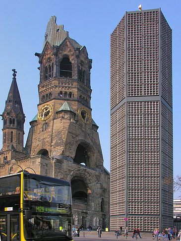 Foto Bus an der Gedächtniskirche