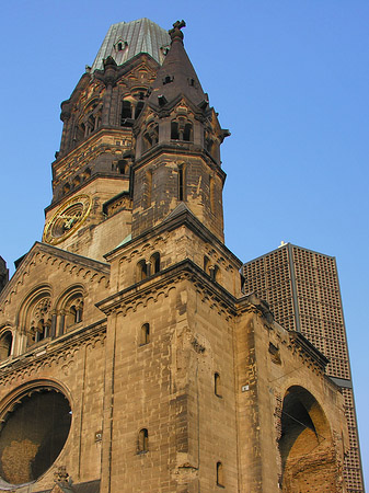 Foto Hauptturm der Gedächtniskirche - Berlin