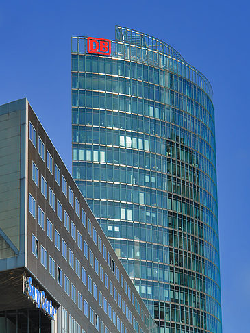 Foto Hochhaus der Deutschen Bahn - Berlin