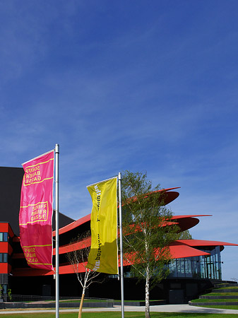 Foto Fahnen am Theater - Potsdam