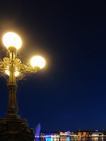 Foto Laterne und Binnenalster - Hamburg