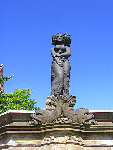 Fotos Fischmarktbrunnen Minerva