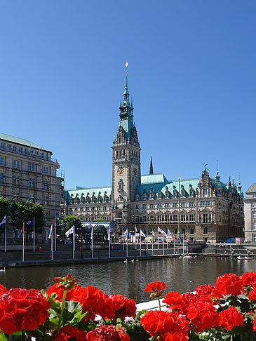 Foto Rathaus mit Alsterfleet - Hamburg