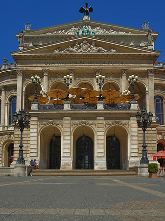 Foto Alte Oper mit Opernplatz