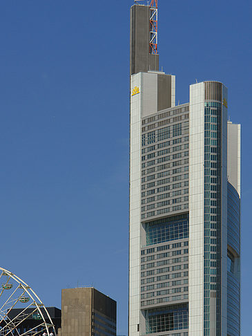 Commerzbank mit Riesenrad Fotos