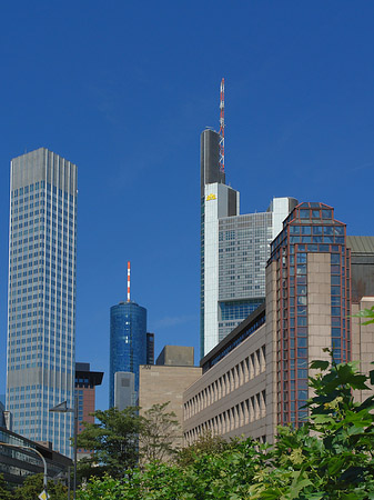 Eurotower mit Commerzbanktower Fotos