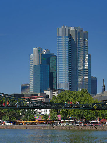 Foto Eurotower und Dresdener Bank