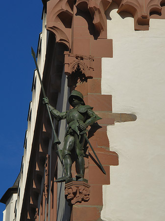 Fotos Leinwandhaus mit Ritterfigur | Frankfurt am Main