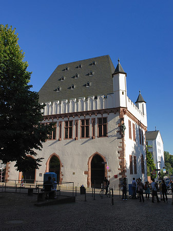 Foto Leinwandhaus mit Straße