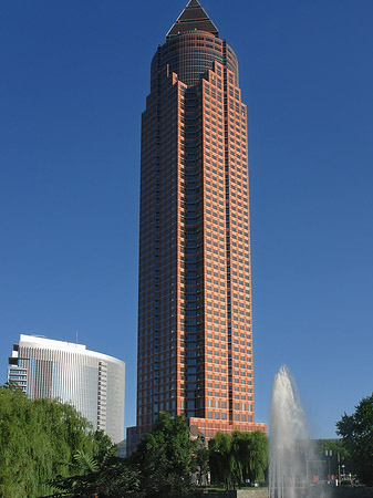 Fotos Messeturm mit Ludwig-Erhard-Anlage