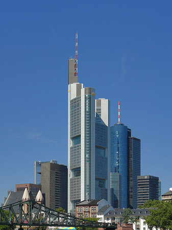 Commerzbank mit Maintower Foto 