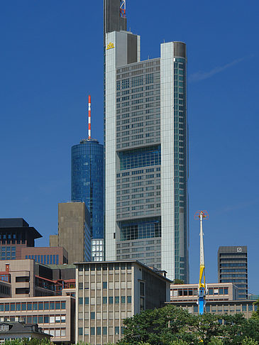 Foto Commerzbank mit Maintower - Frankfurt am Main