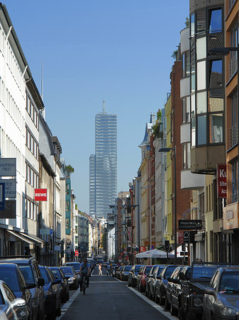 Foto Blick vom Friesenwall auf Kölnturm