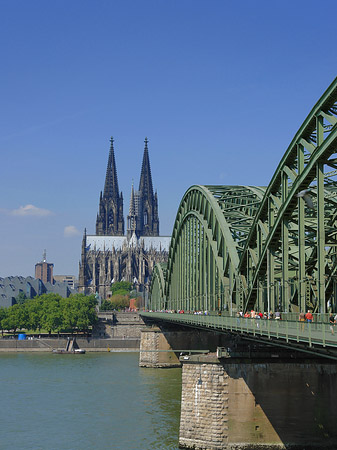 Foto Hohenzollernbrücke am Kölner Dom - Köln