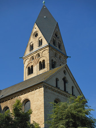 Westturm der St Aposteln Foto 