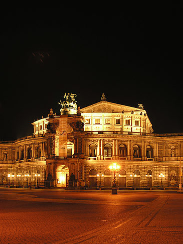 Fotos Semperoper bei Nacht