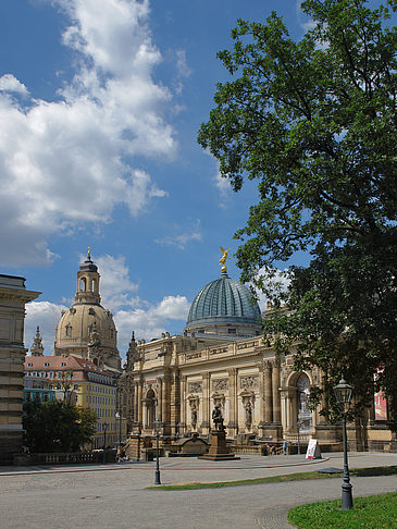 Fotos Frauenkirche und Kunstakademie