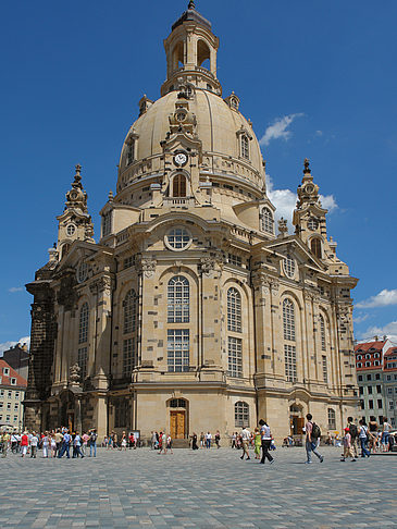 Frauenkirche und Lutherdenkmal