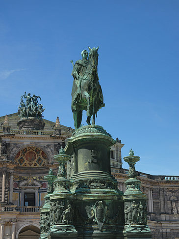 Foto König-Johann-Statue - Dresden