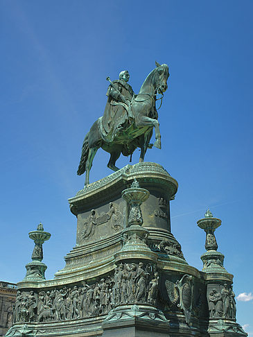 König-Johann-Statue