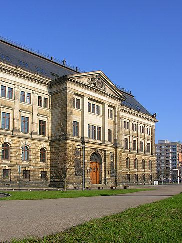 Finanzministerium