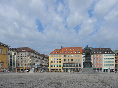 Fotos Max Joseph Platz | München