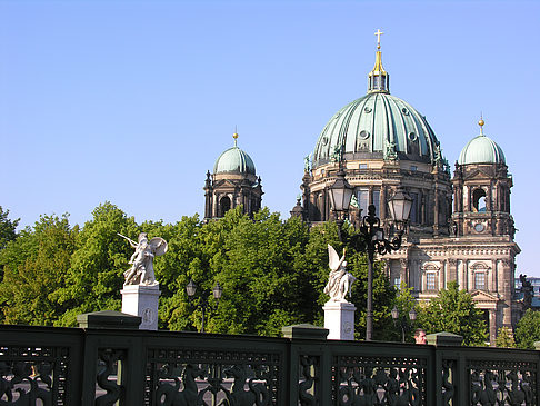 Schlossbrücke am Berliner Dom Fotos