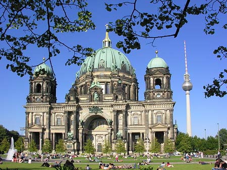 Lustgarten und Berliner Dom Fotos