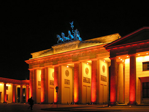 Brandenburger Tor bei Nacht Fotos