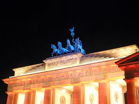 Brandenburger Tor bei Nacht Foto 