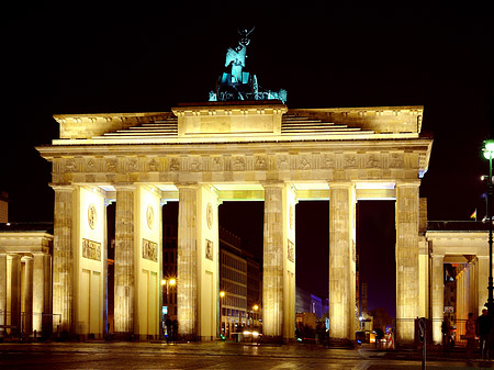 Brandenburger Tor - Kreuzung Fotos