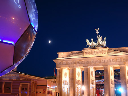 Brandenburger Tor bei Nacht Foto 