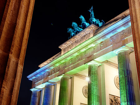 Brandenburger Tor bei Nacht Foto 