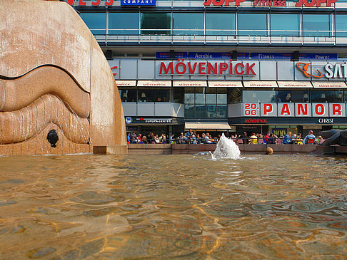 Foto Weltkugelbrunnen - Berlin