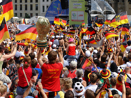 Showbühne am Brandenburger Tor Fotos