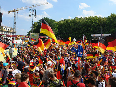 Foto Fahnenmeer - Berlin