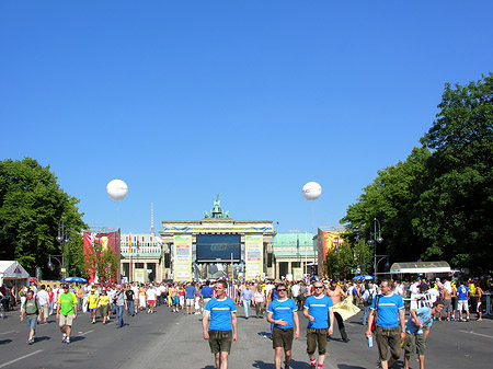 Foto Fanmeile am Brandenburger Tor