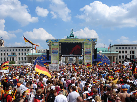 Leinwand und Fans Fotos