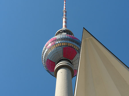 Fernsehturm mit Ecke Foto 