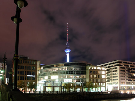 Spree und Fernsehturm Fotos