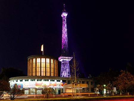 Funkturm und Messegelände Foto 