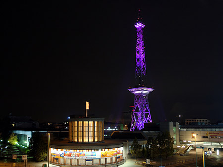 Funkturm und Messegelände Foto 