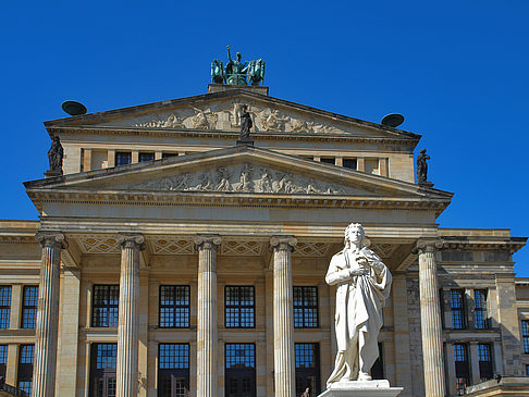 Fotos Schillerdenkmal mit Konzerthaus