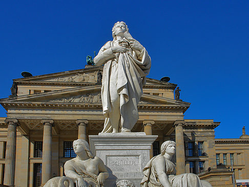 Fotos Schillerdenkmal mit Konzerthaus